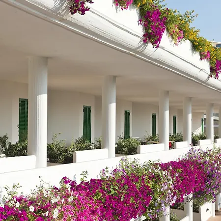 Corvino Hotel 3*
