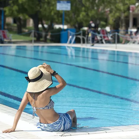 Hotel Corvino 3*
